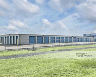 Photo 3 of Valley Storage - 78 Delia Way, Martinsburg, WV