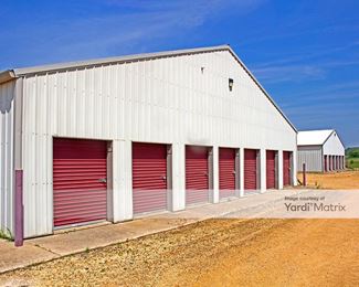 Photo 4 of DeWitt Self-Storage - 1716 11th Street, DeWitt, IA