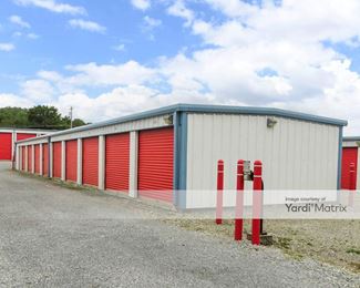 Photo 1 of Universal Storage Solutions - 629 South Sycamore Street, Elizabethton, TN