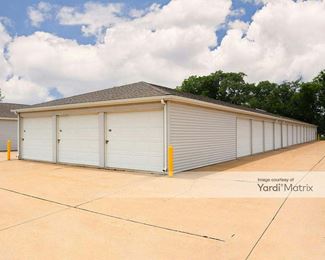 Photo 2 of Centennial Self Storage - 1505 46th Avenue, Moline, IL