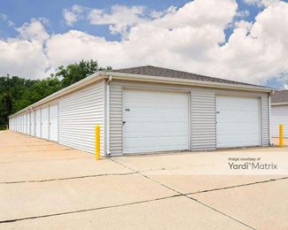 Photo 3 of Centennial Self Storage - 1505 46th Avenue, Moline, IL