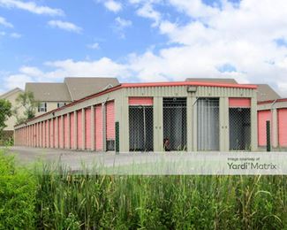 Photo 2 of Stowaway Self Storage - 2005 American Way, Kingsport, TN