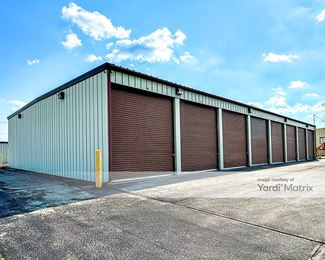 Photo 4 of I-41 Neenah Storage - 1046 American Drive, Neenah, WI