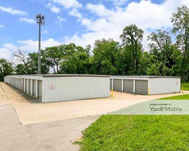Storage Units for Rent available at 4417 North Brady Street, Davenport, IA 52806