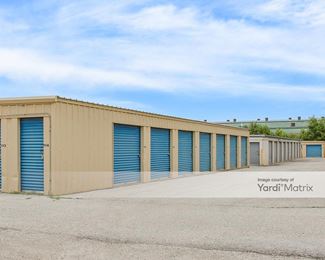 Photo 2 of Next Door Self Storage - 915 1st Avenue North, Silvis, IL