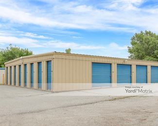 Photo 3 of Next Door Self Storage - 915 1st Avenue North, Silvis, IL