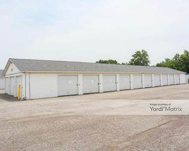 Storage Units for Rent available at 1508 Avenue Of The Cities, East Moline, IL 61244
