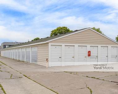 Storage Units for Rent available at 3919 17th Street, East Moline, IL 61244
