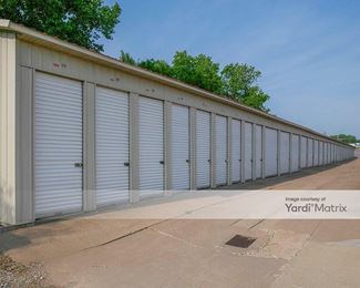 Photo 6 of Behind Burger King Storage - 2218 Grand Avenue, Muscatine, IA