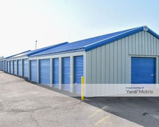 Photo 2 of Extra Space Storage - 1312 Bundy Lane, Bedford, IN