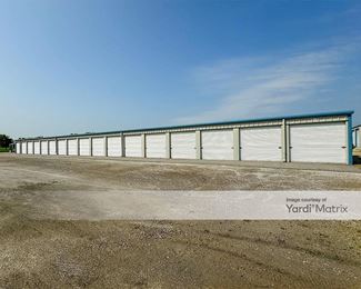 Photo 4 of C-M Storage - 9652 North Highline Road, Kaukauna, WI