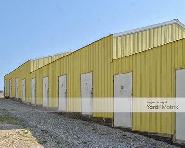 Storage Units for Rent available at 3106 R Street, Bedford, IN 47421