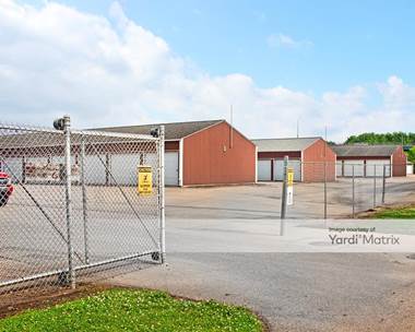 Storage Units for Rent available at 2021 McKinley Street, Clinton, IA 52732