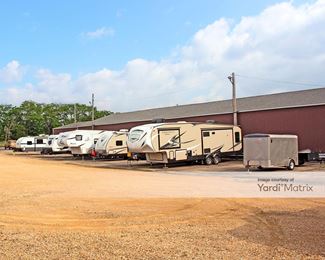 Photo 5 of North Bridge Mini Storage - 2021 McKinley Street, Clinton, IA