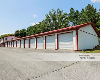 Photo 2 of Red Roof Storage - 105 State Hill Road, Waynesboro, PA