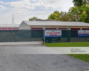 Storage Units for Rent available at 5507 Valley Drive, Bettendorf, IA 52722