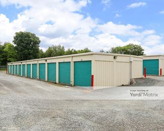 Photo 3 of Waynecastle Storage - 3010 Buchanan Trail, Greencastle, PA