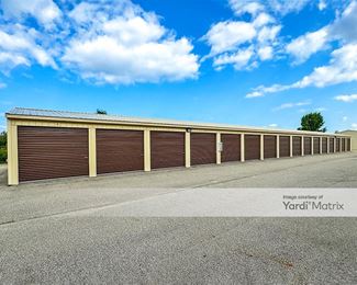Photo 3 of Multi Storage - 2201 West Waukau Avenue, Oshkosh, WI