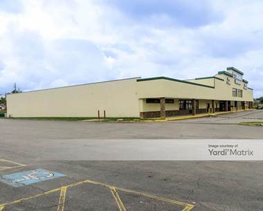 Storage Units for Rent available at 1141 Volunteer Pkwy, Bristol, TN 37620