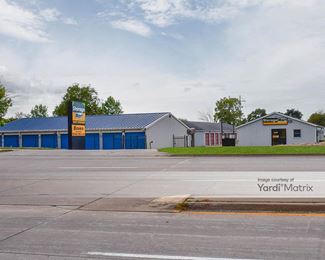 Photo 1 of StorageMart - 6520 Northwest Blvd, Davenport, IA