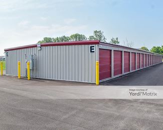 Photo 3 of Naby-s Storage Solutions - 1415 East 60th Street, Anderson, IN