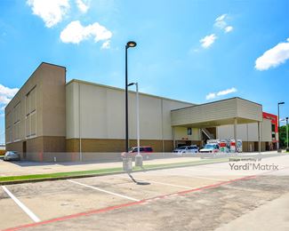 Photo 4 of Public Storage - 6160 Delaware Street, Beaumont, TX