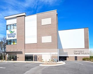 Photo 4 of Sunbird Storage - 2204 Battleground Avenue, Greensboro, NC