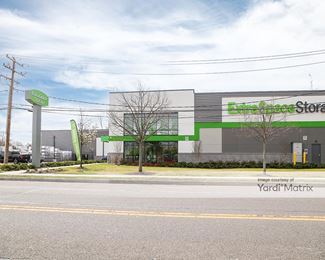 Photo 6 of Extra Space Storage - 5660 Old Sunrise Hwy, Massapequa, NY