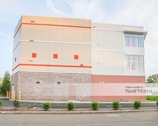 Photo 3 of Public Storage - 12 Leighton Place, Mahwah, NJ