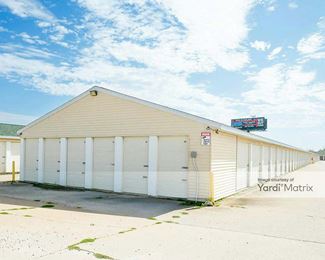 Photo 5 of Storage Rentals of America - 3611 19th Street, East Moline, IL