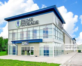Photo 1 of Prime Storage - 2400 West College Avenue, Appleton, WI