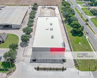 Photo 3 of Storage Worx Self Storage - 7291 State Road 50, Groveland, FL