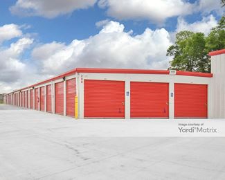 Photo 4 of Stor A Lot - 5238 Guthrie Hwy, Clarksville, TN