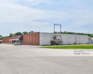 Photo 2 of Bolt Storage - 710 North Broadway Street, Peru, IN