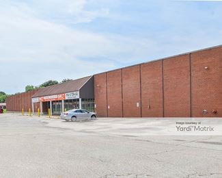Photo 3 of Bolt Storage - 710 North Broadway Street, Peru, IN