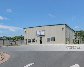 Photo 2 of Stonewall Plaza Storage - 178 Rivendell Court, Winchester, VA