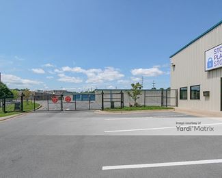 Photo 3 of Stonewall Plaza Storage - 178 Rivendell Court, Winchester, VA