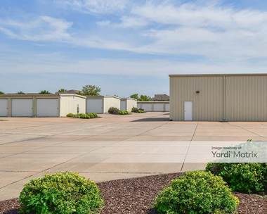 Storage Units for Rent available at 6403 Elmore Avenue, Davenport, IA 52807