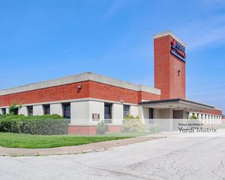 Photo 2 of Storage of America - 2832 5th St, Rock Island, IL