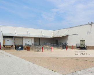 Photo 4 of Storage of America - 2200 36th Avenue, Moline, IL