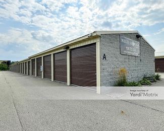 Photo 2 of Multi Storage - 867 Valley Road, Menasha, WI