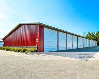 Photo 4 of Storage in Oshkosh - 3132 Jackson Street, Oshkosh, WI