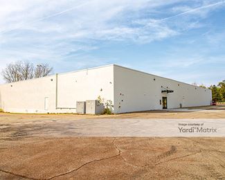 Photo 3 of Extra Space Storage - 5350 Davison Road, Burton, MI
