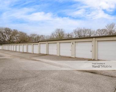 Storage Units for Rent available at 350 West Tyler Street, Longview, TX 75601