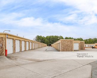 Photo 5 of Lock Box East - 1700 East Marshall Avenue, Longview, TX