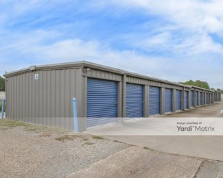 Photo 2 of Crossland All In One Storage - 5876 East Loop 281 South, Longview, TX