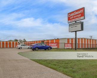 Photo 2 of CubeSmart Self Storage - 2102 NW Stallings Drive, Nacogdoches, TX