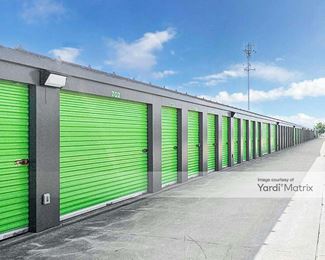 Photo 2 of Green Acres Storage - 5141 16th Ave SW, Cedar Rapids, IA
