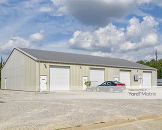 Photo 2 of Storage Rentals of America - 6998 Loehr Road, Newburgh, IN