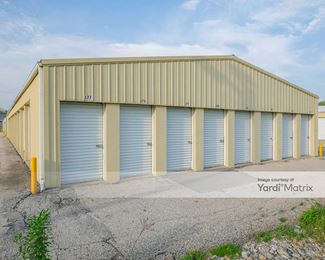 Photo 2 of Heinz Road Mini Storage - 2435 Heinz Road, Iowa City, IA